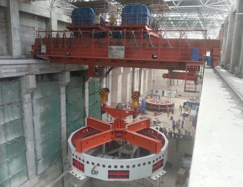 温州坝站水轮机组起重机